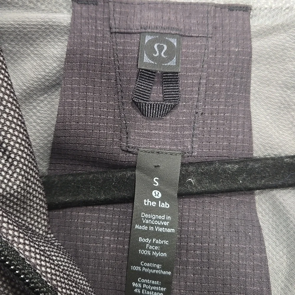 Lululemon-Lab Men's Saura Jacket Black Granite-Size Small